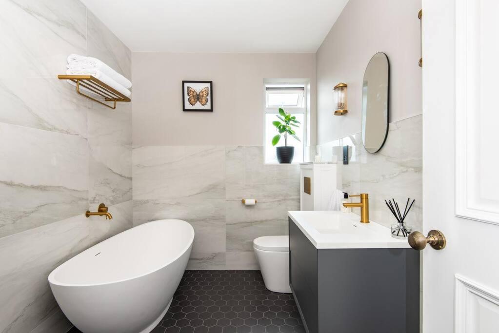 Newly Renovated Victorian House With Free Parking Brighton Exterior foto